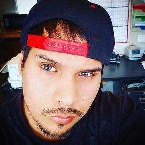 Meet your Posher, Roney